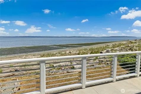 15628 Point Monroe Drive NE Bainbridge Island WA 98110