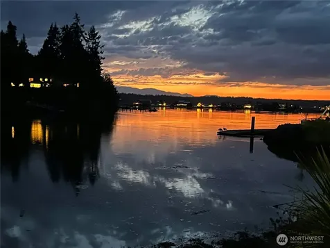 15628 Point Monroe Drive NE Bainbridge Island WA 98110