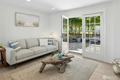 15628 Point Monroe Drive NE Bainbridge Island WA 98110