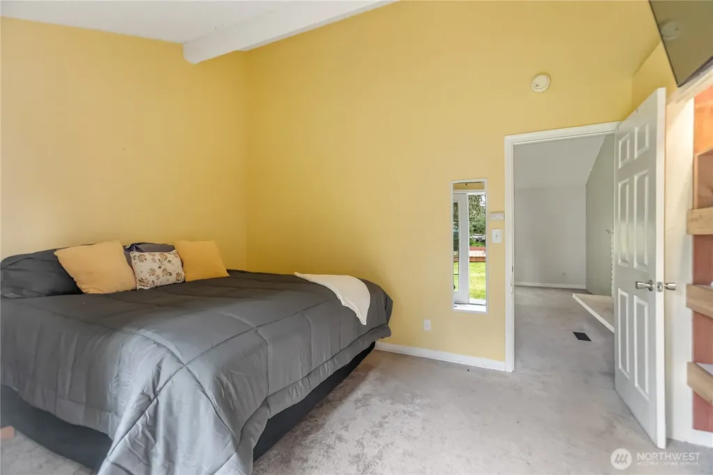 2457 Rocky Point Road NW Bremerton WA 98312