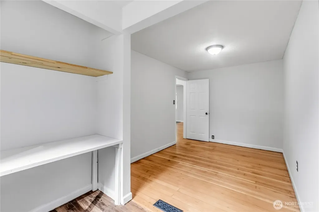 2457 Rocky Point Road NW Bremerton WA 98312