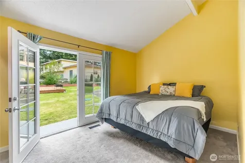 2457 Rocky Point Road NW Bremerton WA 98312