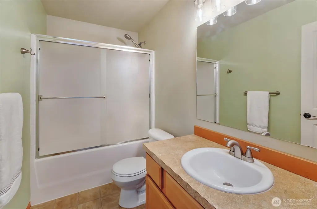 5901 111th Street Ct E Puyallup WA 98373