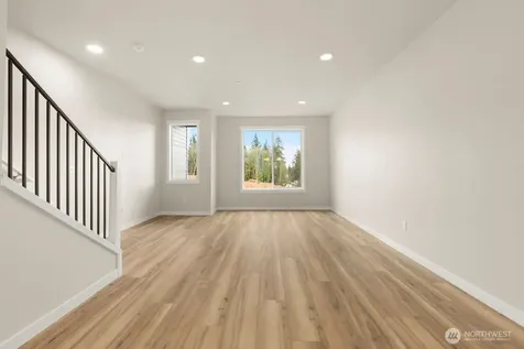 16823 Alder Way Lynnwood WA 98037