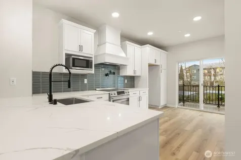 16823 Alder Way Lynnwood WA 98037