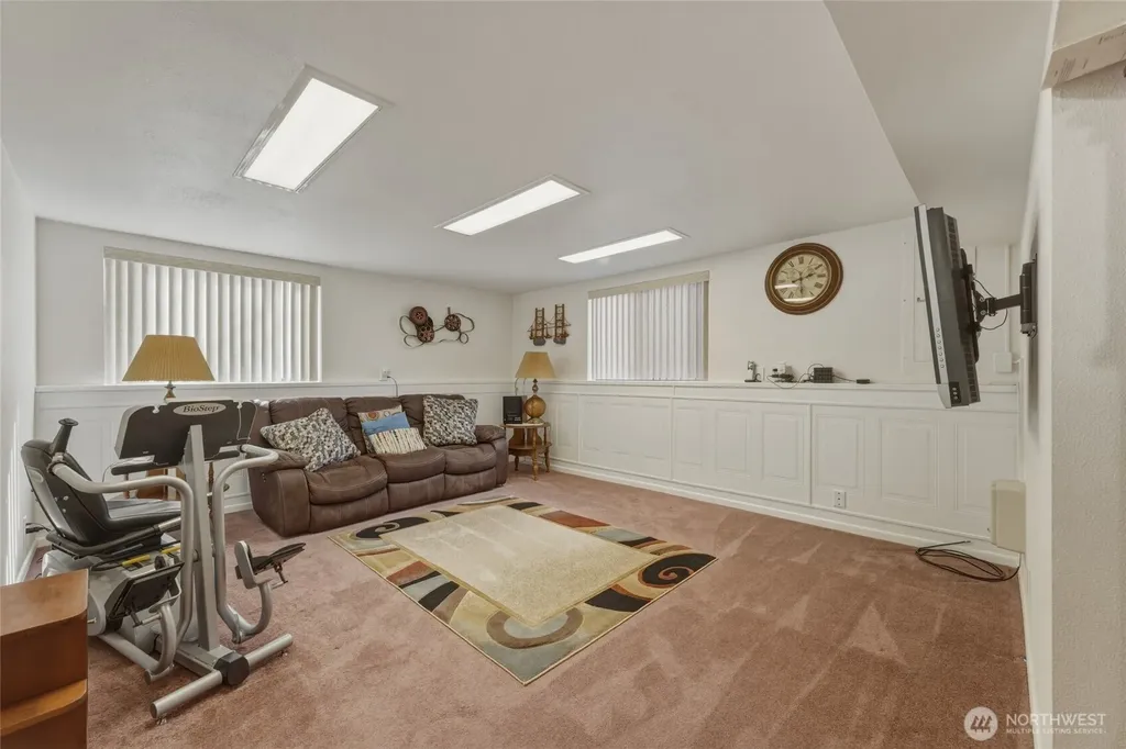 1140 SE Colonial Drive College Place WA 99324