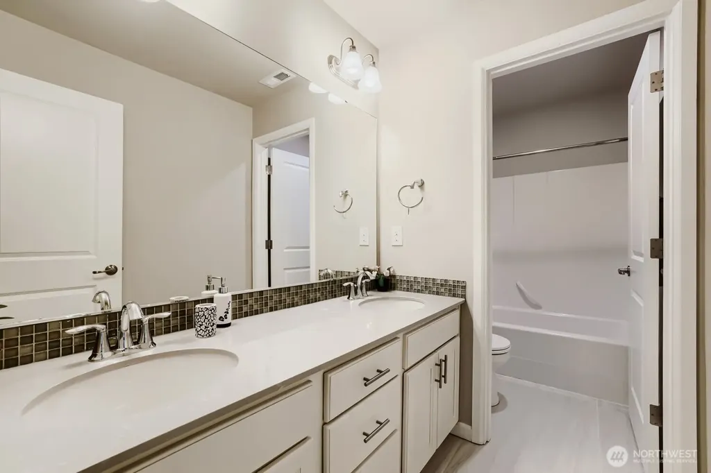 4129 187th Place SE Bothell WA 98012