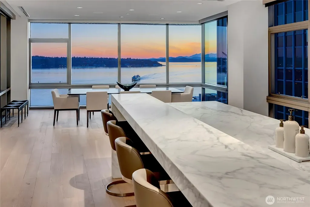 715 2nd Avenue Seattle WA 98104