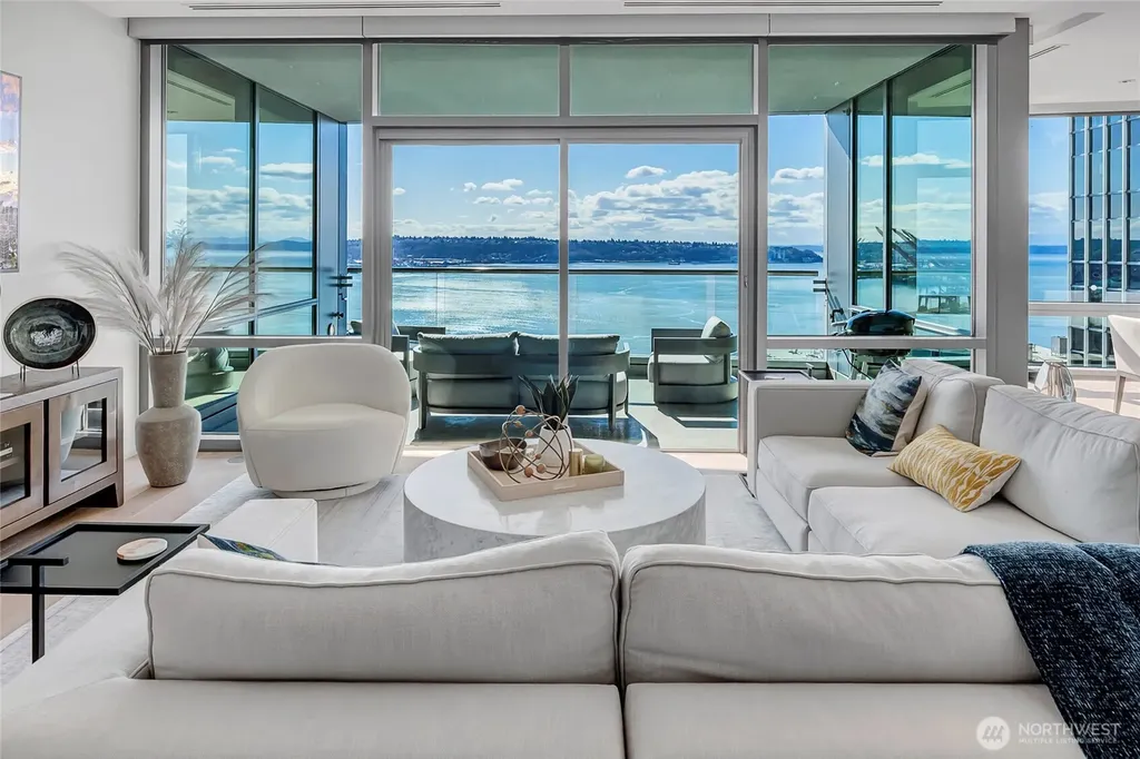 715 2nd Avenue Seattle WA 98104