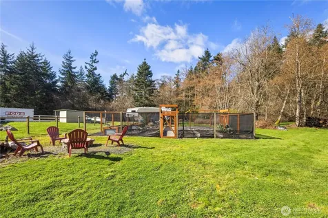 1870 W Cloud Way Oak Harbor WA 98277