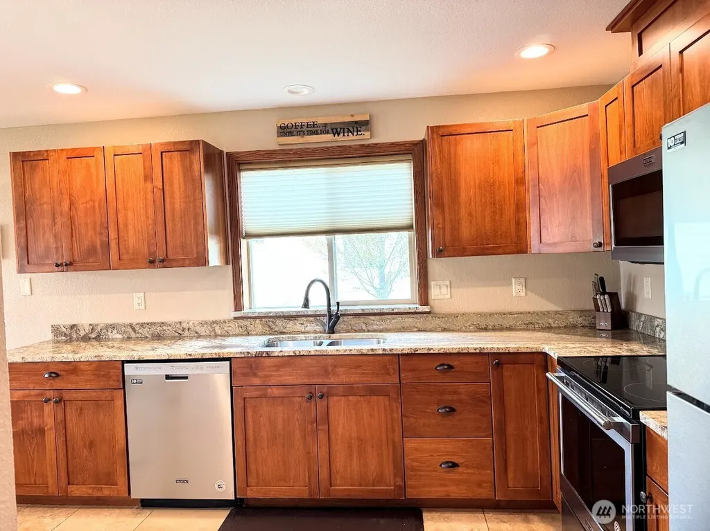 520 11th Street NE East Wenatchee WA 98802
