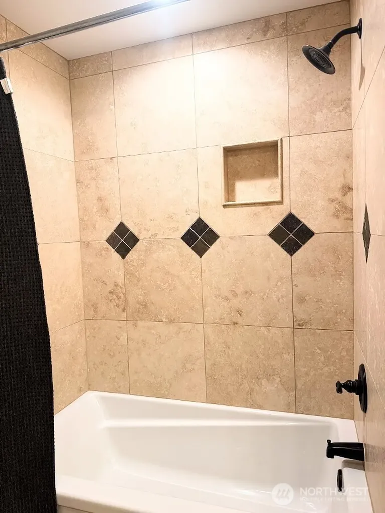 520 11th Street NE East Wenatchee WA 98802