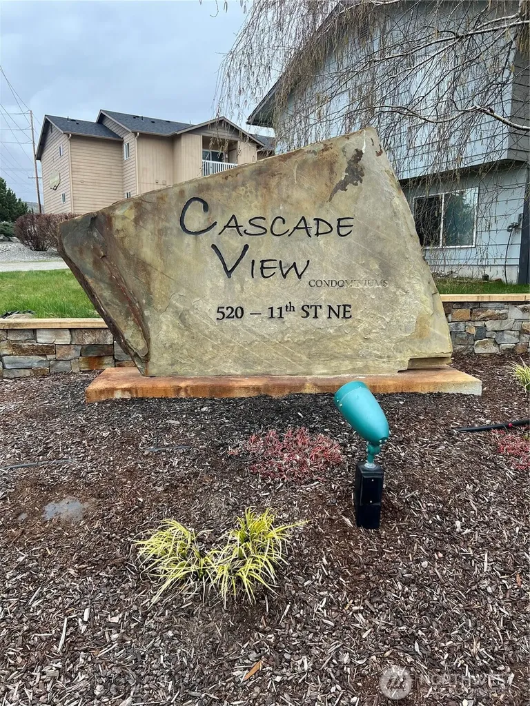 520 11th Street NE East Wenatchee WA 98802