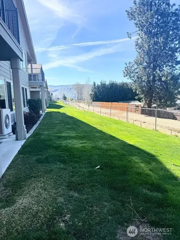 520 11th Street NE East Wenatchee WA 98802