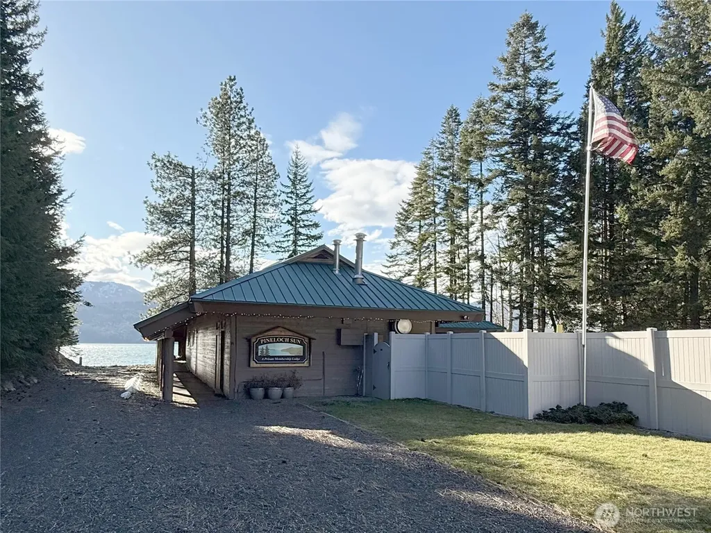 100 Lakeview Drive Ronald WA 98940