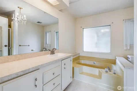201 Union Avenue SE Renton WA 98059