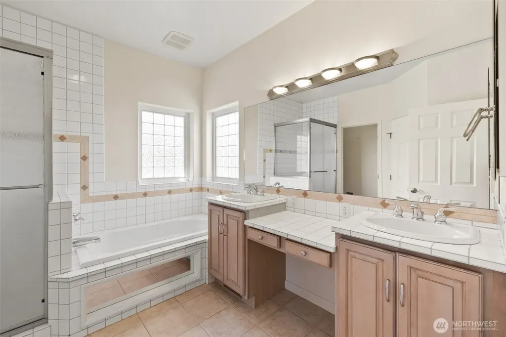 40 Coral Drive Sequim WA 98382