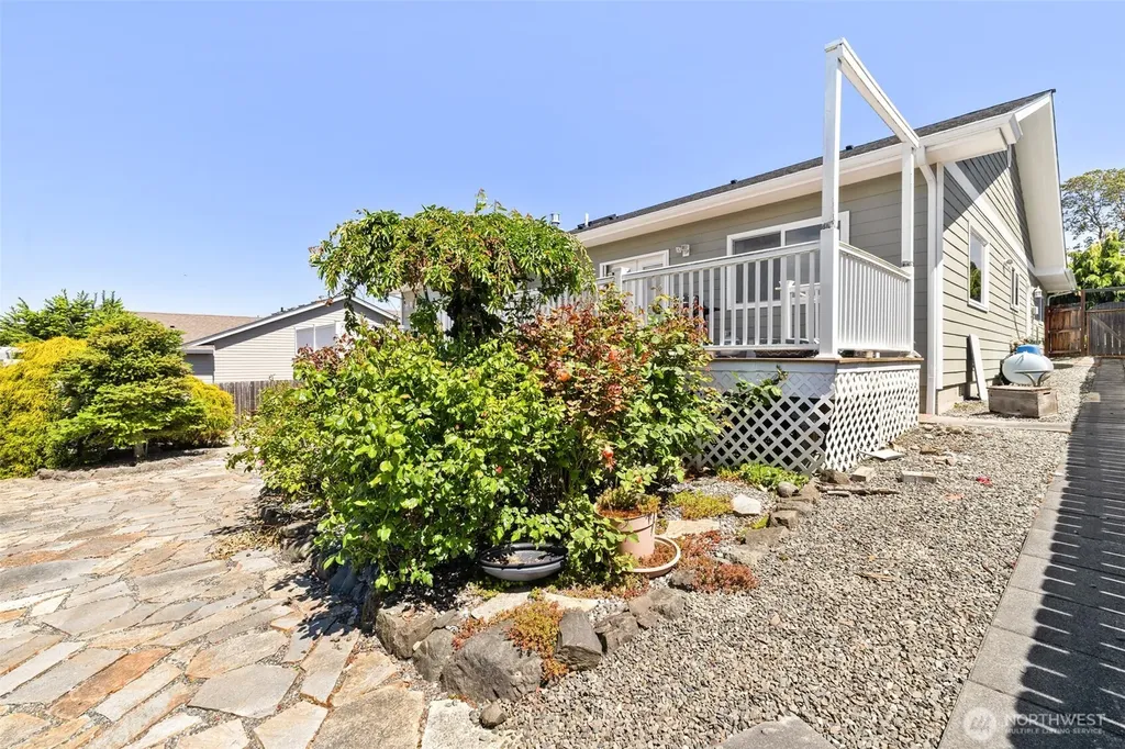 40 Coral Drive Sequim WA 98382