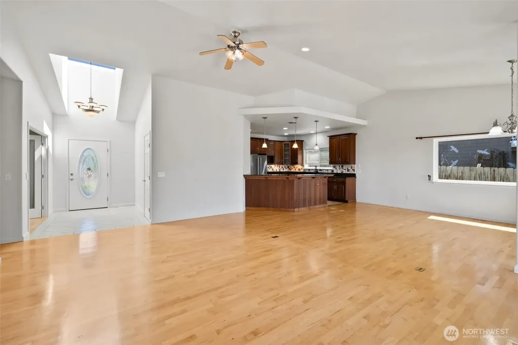 40 Coral Drive Sequim WA 98382