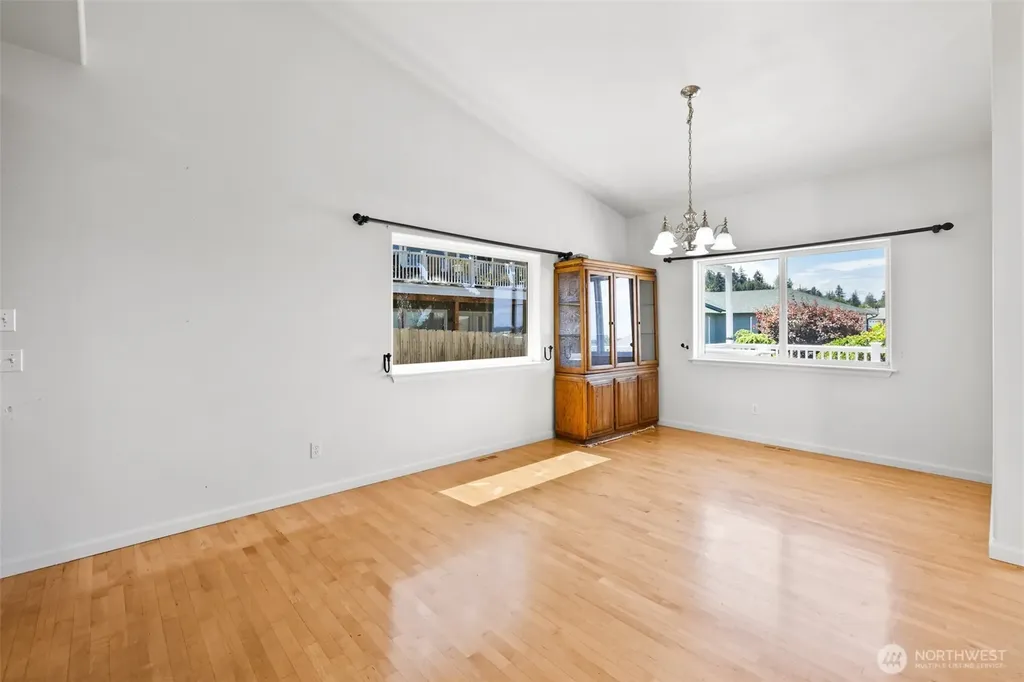 40 Coral Drive Sequim WA 98382
