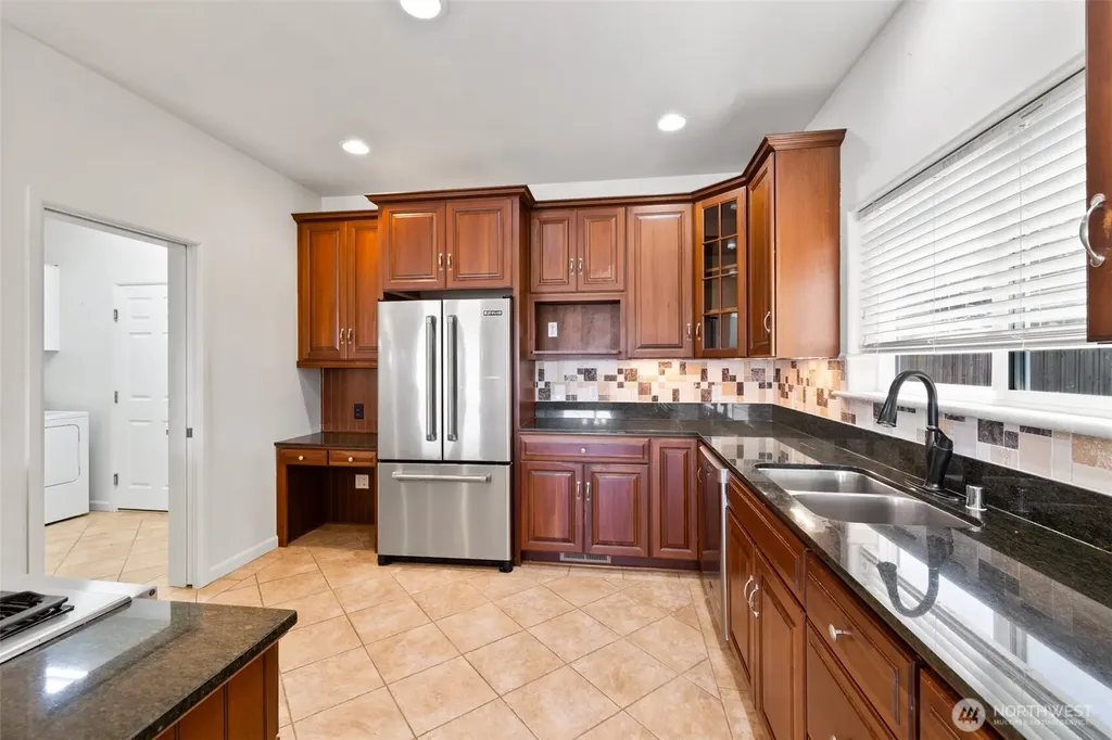 40 Coral Drive Sequim WA 98382