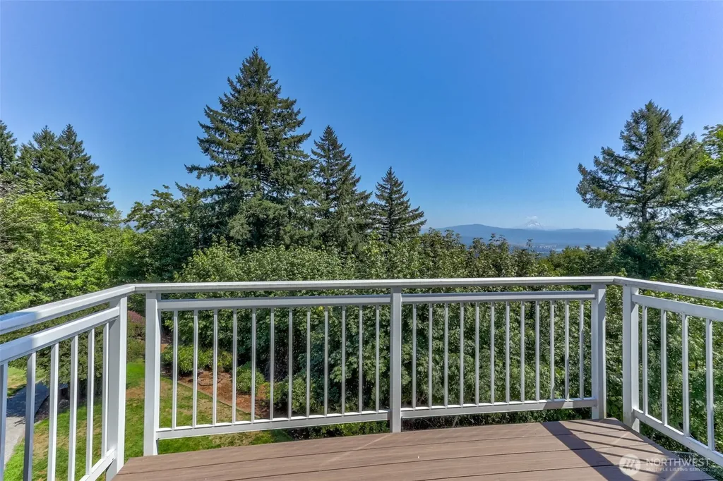 2052 NW Fargo Loop Camas WA 98607