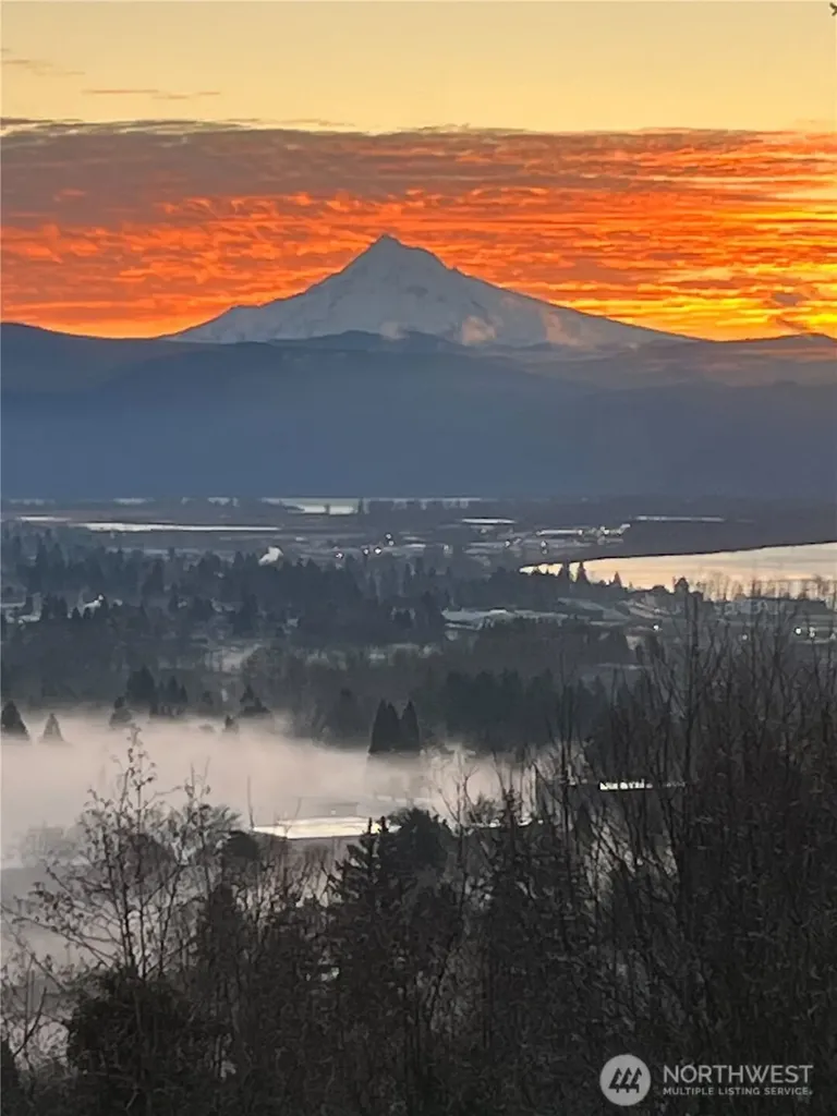2052 NW Fargo Loop Camas WA 98607