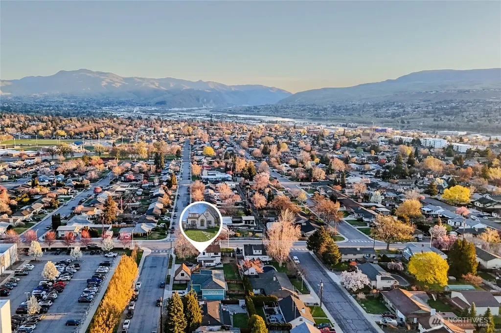 841 Red Apple Road Wenatchee WA 98801