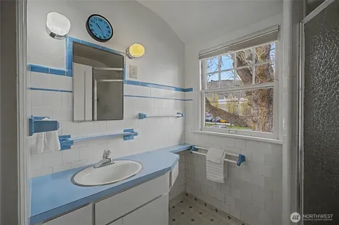 841 Red Apple Road Wenatchee WA 98801