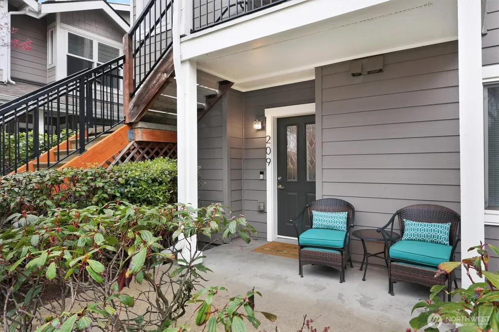 7322 Rainier Avenue S Seattle WA 98118