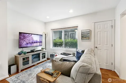 7322 Rainier Avenue S Seattle WA 98118
