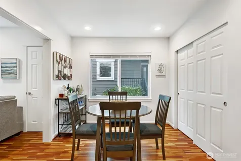 7322 Rainier Avenue S Seattle WA 98118