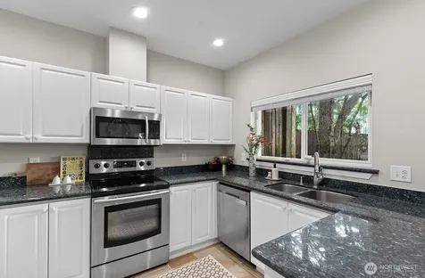 401 S 51st Court Renton WA 98055