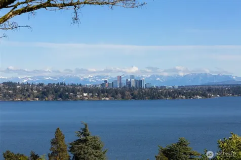 520 36th Avenue E Seattle WA 98112