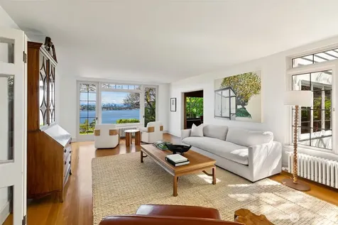 520 36th Avenue E Seattle WA 98112