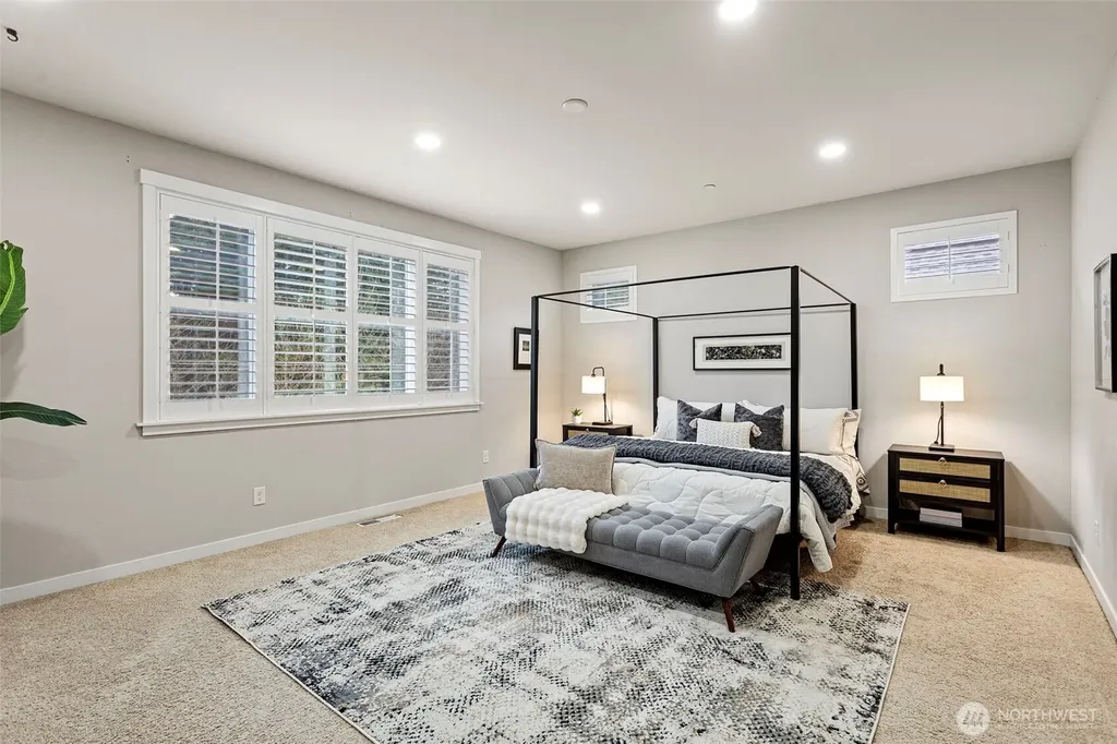 34015 SE Vaughan Street Snoqualmie WA 98065