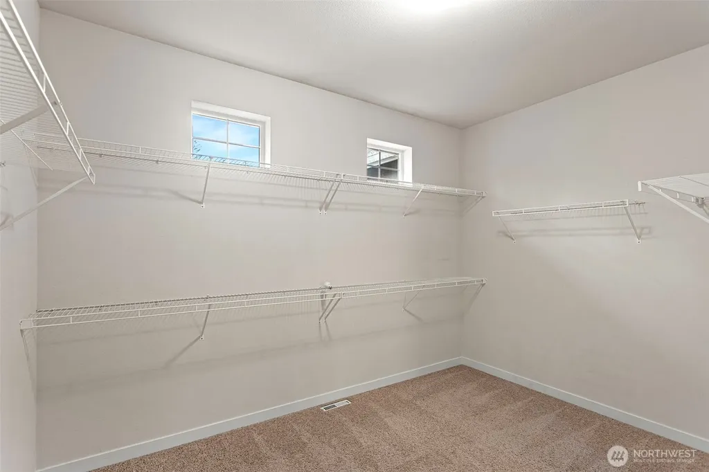 34015 SE Vaughan Street Snoqualmie WA 98065