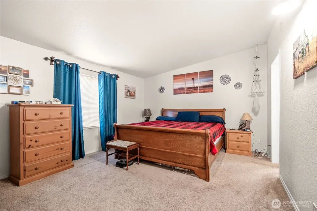 16826 Sheldon Lane SW Rochester WA 98579