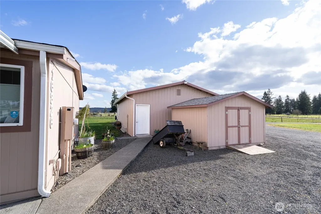 16826 Sheldon Lane SW Rochester WA 98579