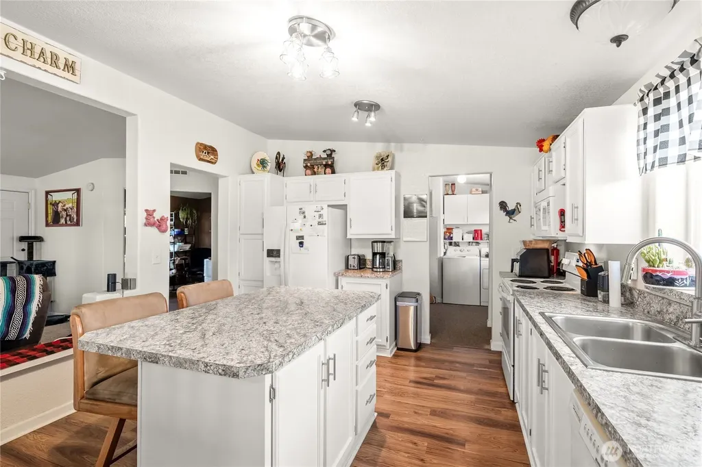 16826 Sheldon Lane SW Rochester WA 98579