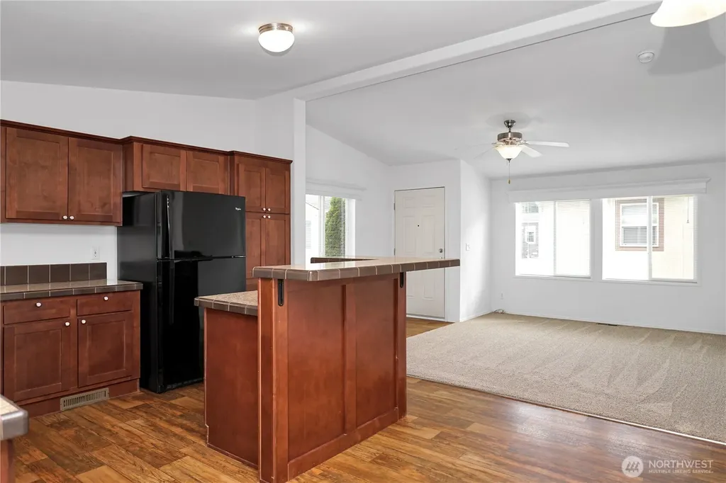 15231 Pine Drive Renton WA 98058