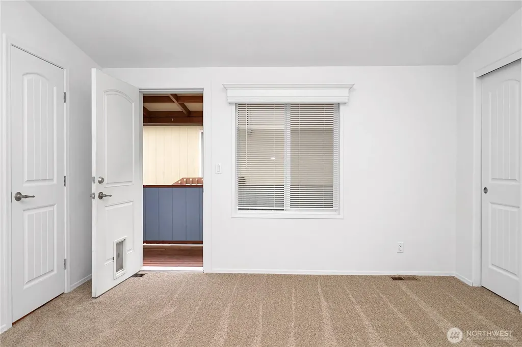 15231 Pine Drive Renton WA 98058