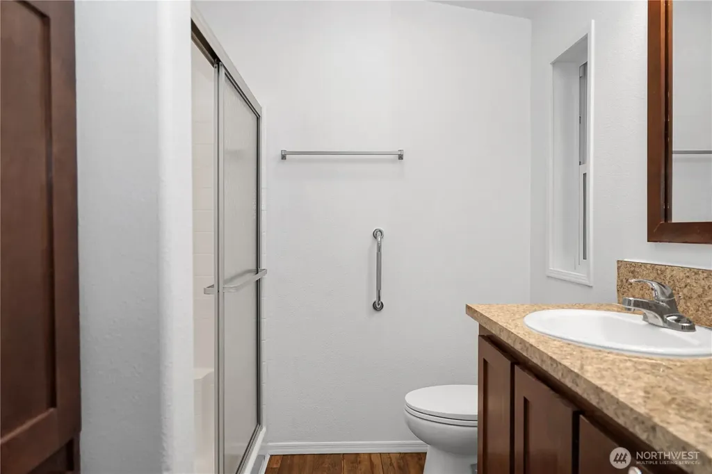 15231 Pine Drive Renton WA 98058