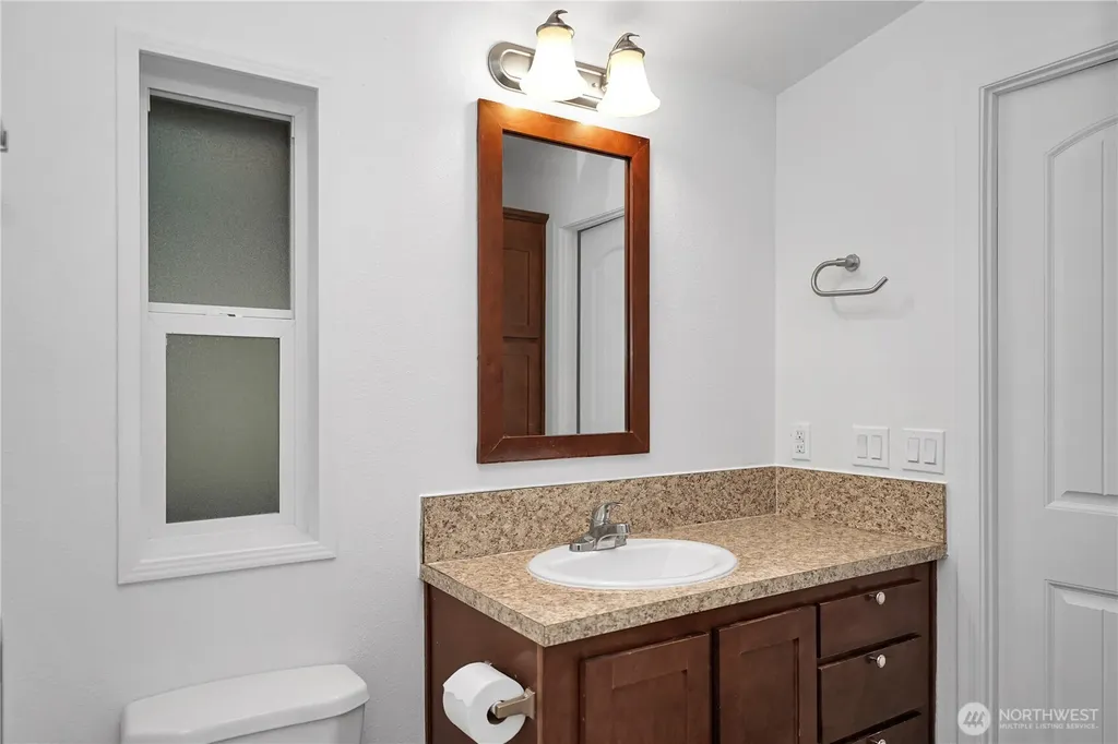 15231 Pine Drive Renton WA 98058