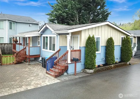 15231 Pine Drive Renton WA 98058