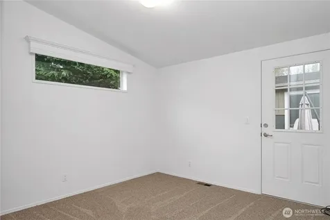 15231 Pine Drive Renton WA 98058
