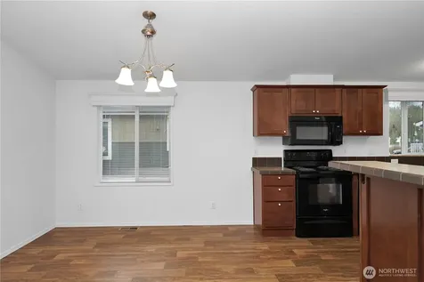 15231 Pine Drive Renton WA 98058