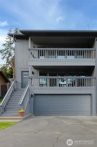 3 Burning Tree Drive Yakima WA 98902