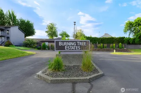 3 Burning Tree Drive Yakima WA 98902