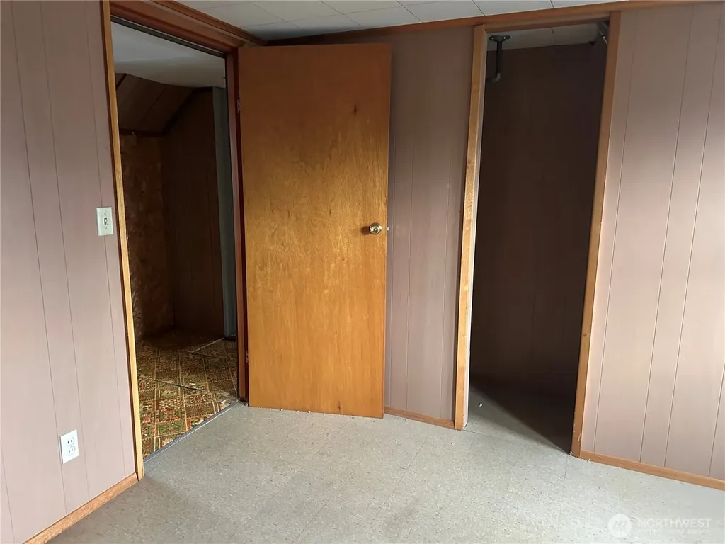1112 4th Street Cosmopolis WA 98537